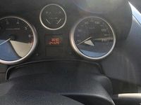 Gebraucht Peugeot 207 74 PS (54 kW) 2011 Grau Kleinwagen