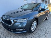 gebraucht Skoda Octavia Combi First Edition 2,0 TDI DSG LED AHK