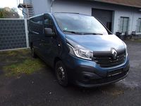 Gebraucht Renault Trafic Komfort 95 PS (69 kW) 2018 Blau Van / Kleinbus