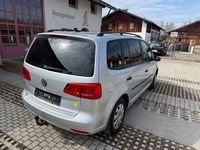 Gebraucht VW Touran Trendline 140 PS (102 kW) 2011 Silber Van / Kleinbus