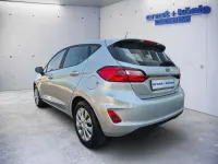Gebraucht Ford Fiesta Cool & Connect 101 PS (74 kW) 2023 Moondust silver (metallic) Kleinwagen