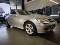 Gebraucht Mercedes SLK200 163 PS (119 kW) 2007 Grau Cabrio
