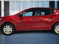 Używany Dacia Sandero Expression 91 KM (66 kW) 2023 Czerwony Sedan/Limuzyna
