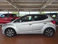 Gebraucht Hyundai ix20 Style 125 PS (91 kW) 2016 Silber Kleinwagen