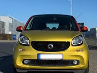 Gebraucht Smart ForTwo Coupé 90 PS (66 kW) 2018 Gelb Coupé