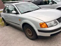 Gebraucht VW Passat 150 PS (110 kW) 1997 Silber Limousine