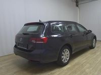 Gebraucht VW Passat 122 PS (89 kW) 2022 Schwarz Kombi