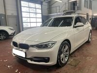 Gebraucht BMW 318 Comfort Edition 143 PS (105 kW) 2012 Weiß Limousine