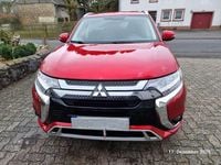 Gebraucht Mitsubishi Outlander P-HEV Basis 135 PS (99 kW) 2020 Rot SUV