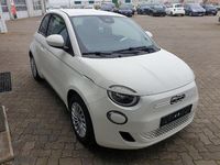 Second-hand Fiat 500e Basis 86 kW (118 CP) 2023 Alb Berlinǎ