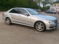 gebraucht Mercedes 220 E - klassecdi top Zustand