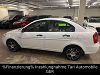 Gebraucht Hyundai Accent 97 PS (71 kW) 2009 Weiß Kleinwagen
