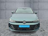 Gebraucht VW Passat 193 PS (141 kW) 2025 Maripositgrün metallic Kombi