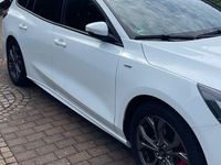 Gebraucht Ford Focus ST-Line X 125 PS (91 kW) 2022 Weiß Kombi