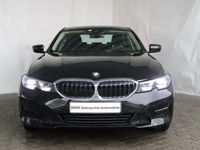 gebraucht BMW 318 iA Lim. Advantage LiveCockp.Klimaaut.PDC.SHZ