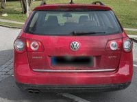 Gebraucht VW Passat 140 PS (102 kW) 2007 Rot Kombi