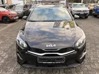 Neu Kia Ceed Sportswagon 100 PS (73 kW) 2025 Schwarz Kombi