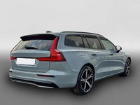 Gebraucht Volvo V60 Plus 197 PS (144 kW) 2025 Grau Kombi