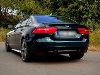 gebraucht Jaguar XE S / British Racing Green / Carbon Paket