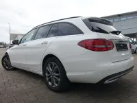 Gebraucht Mercedes C220 194 PS (142 kW) 2019 Weiß Kombi