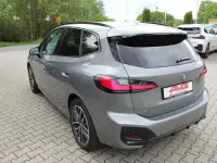 Gebraucht BMW 225 Active Tourer M Sport 245 PS (180 kW) 2025 Grau Van / Kleinbus