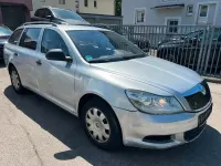 Gebraucht Skoda Octavia Active 105 PS (77 kW) 2012 Silber Kombi