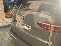 Gebraucht VW Multivan Edition 150 PS (110 kW) 2023 Grau Van