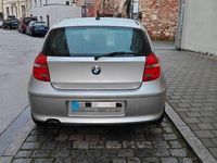 Gebraucht BMW 116 122 PS (89 kW) 2008 Grau Kleinwagen