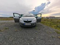 Używany Opel Meriva 140 KM (102 kW) 2012 Szary Minivan
