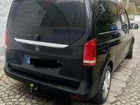 Gebraucht Mercedes V220 Avantgarde 163 PS (119 kW) 2015 Schwarz Van / Kleinbus