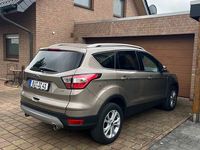Gebraucht Ford Kuga 150 PS (110 kW) 2019 Beige SUV
