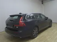 Gebraucht Volvo V60 Inscription 341 PS (250 kW) 2021 Schwarz Kombi