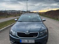 Gebraucht Skoda Octavia Scout 184 PS (135 kW) 2016 Grau Kombi
