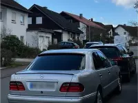 Gebraucht Mercedes E240 170 PS (125 kW) 1998 Silber Limousine