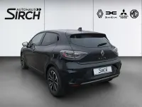 Uusi Renault Clio V Techno 143 HP (105 kW) 2025 Musta Sedan
