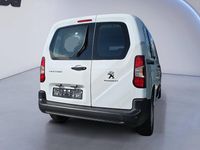 Gebraucht Peugeot Partner Premium 102 PS (75 kW) 2023 Weiss Van / Kleinbus