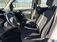 Usado Renault Kangoo Initiale Paris 114 HP (83 kW) 2014 Branco Monovolume