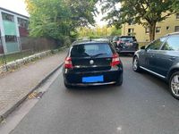 Gebraucht BMW 116 116 PS (85 kW) 2007 Schwarz Kleinwagen