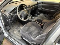 Brugt VW Passat 101 HK (74 kW) 2002 Sølv Sedan