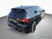 Gebraucht VW Golf VIII R-line 150 PS (110 kW) 2025 Grenadillschwarz metallic Limousine
