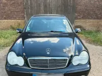 Gebraucht Mercedes C200 116 PS (85 kW) 2001 Schwarz Limousine