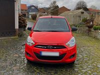Gebraucht Hyundai i10 69 PS (50 kW) 2013 Rot Kleinwagen