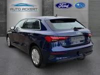 Gebraucht Audi A3 Basis 116 PS (85 kW) 2024 Blau Limousine