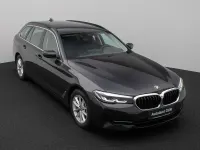 Gebraucht BMW 520 Sport Line 190 PS (139 kW) 2023 Sophitograu brillanteffekta90 Limousine