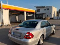 Gebraucht Mercedes E200 122 PS (89 kW) 2004 Grau Limousine
