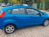 Gebraucht Ford Fiesta 82 PS (60 kW) 2014 Blau Kleinwagen
