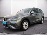 Gebraucht VW Tiguan Allspace Life 150 PS (110 kW) 2024 Platinum grey metallic SUV