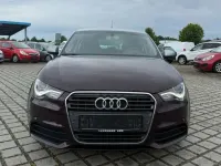 Gebraucht Audi A1 Sportback Sport 86 PS (63 kW) 2014 Shirazrot / florettsilber Kleinwagen