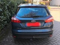 Usado Ford Focus 116 HP (85 kW) 2012 Cinzento Carrinha