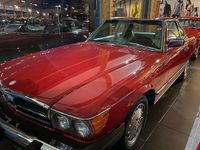 Gebraucht Mercedes 560 226 PS (166 kW) 1987 Rot Cabrio